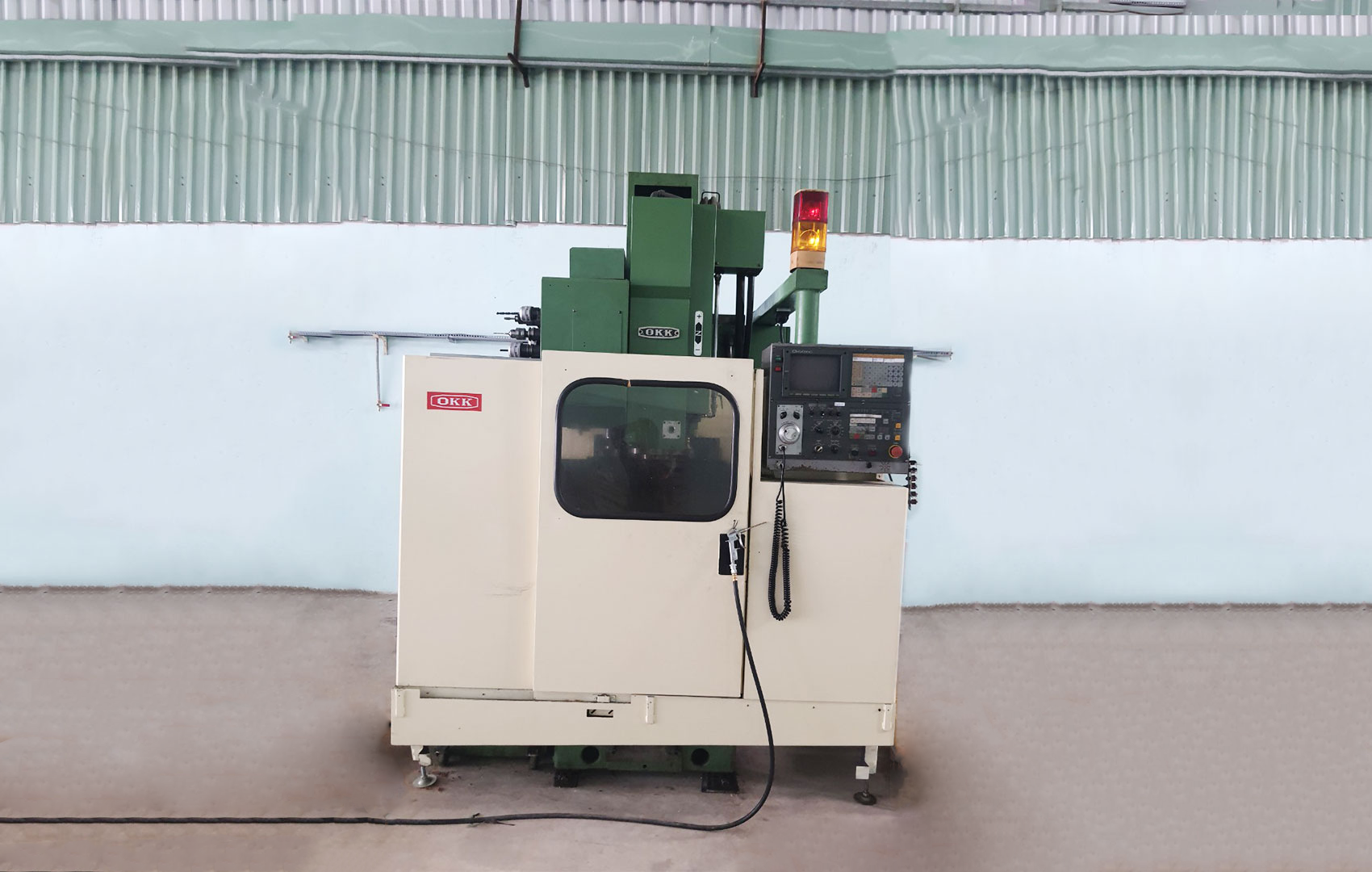 Máy phay CNC hiệu OKK PCV 40
